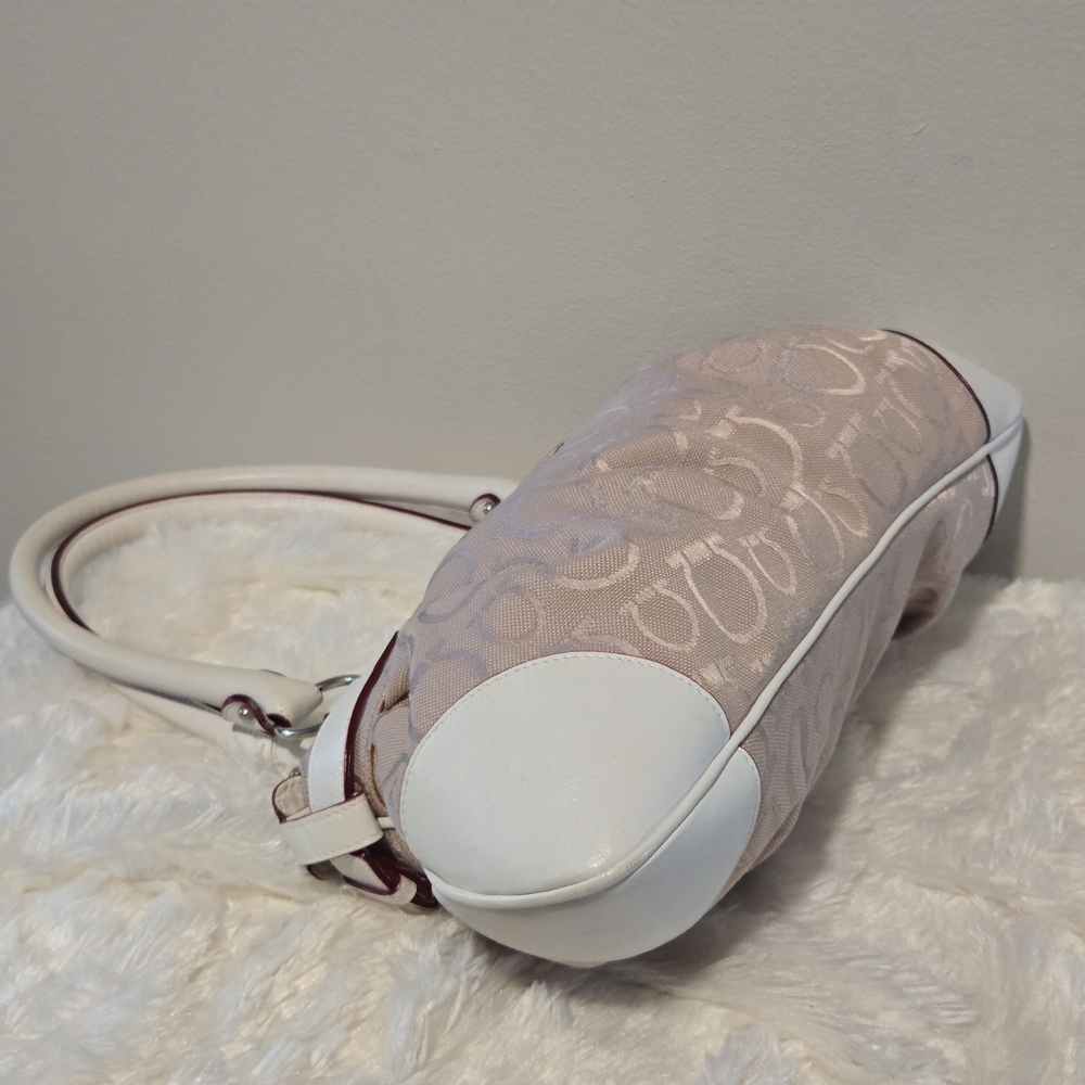 Salvatore Ferragamo Gancini Satchel in Blush Jacquard and White Leather - Picture 6 of 11